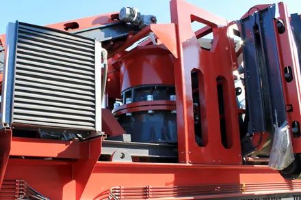 General 944 Mobile Crusher