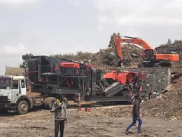 Planta Movil GNR 944 de Trituracion y Cribado para Piedra Dura - Africa