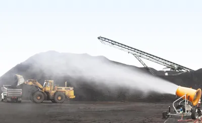 Crushing and screening plant dust reduction system