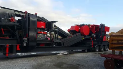 Our Crushing Screening Facility is on its way to Africa - General 944
