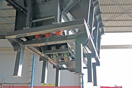 Vibrating Rock Feeder